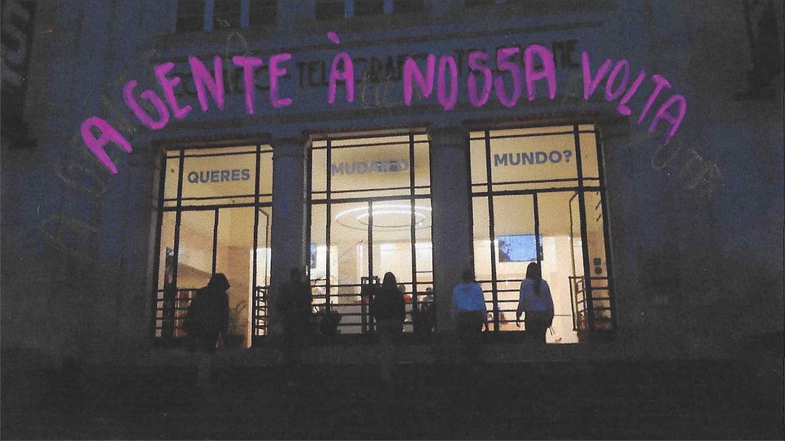 Capa Entrada_de_Noite
